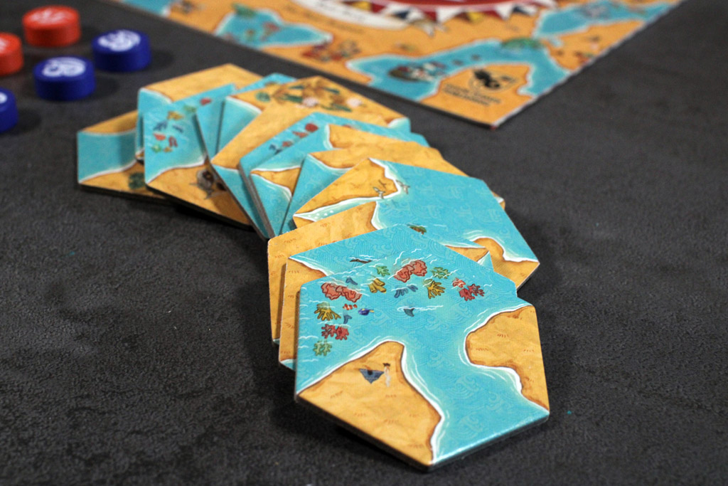 Land vs Sea: Tile-Laying Where Every Placement Helps Someone